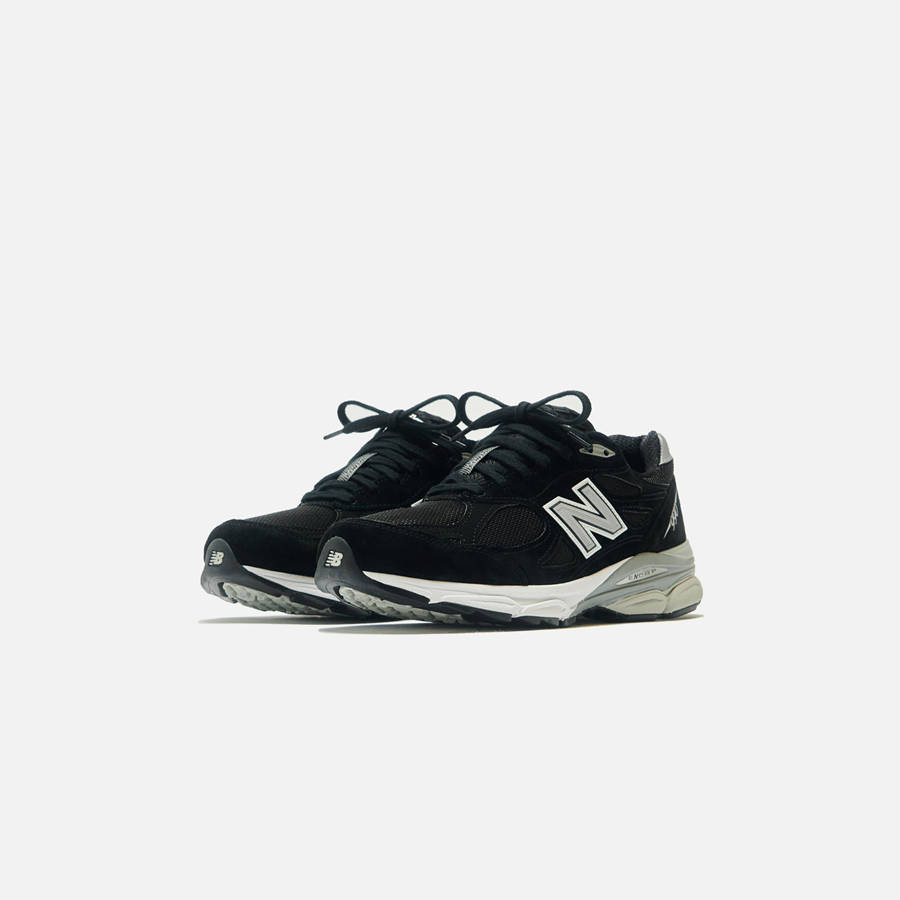 Black / Grey Men Kith New Balance Made in USA 990 Sneakers | 7528-UPGVA