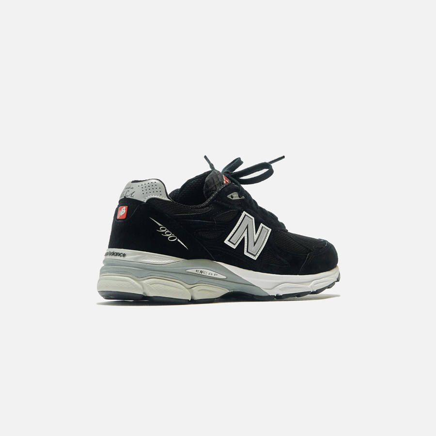 Black / Grey Men Kith New Balance Made in USA 990 Sneakers | 7528-UPGVA