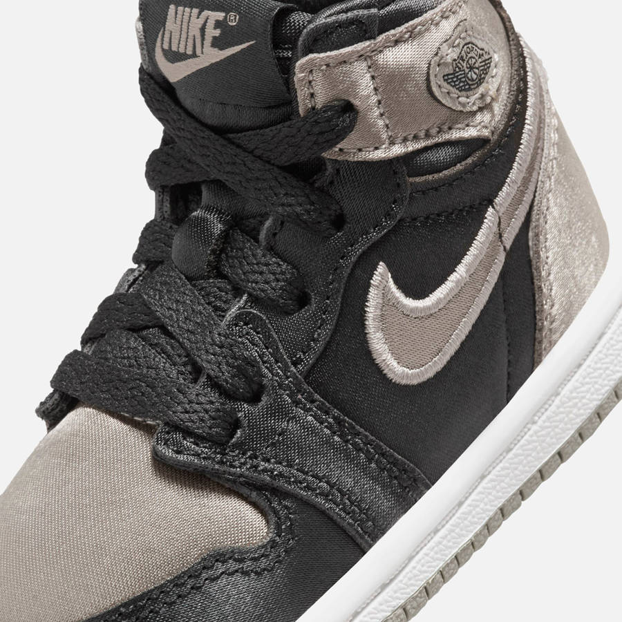 Black / Grey / White Kids' Kith Jordan TD Air Jordan 1 Retro High OG Sneakers | 6728-SNIVL