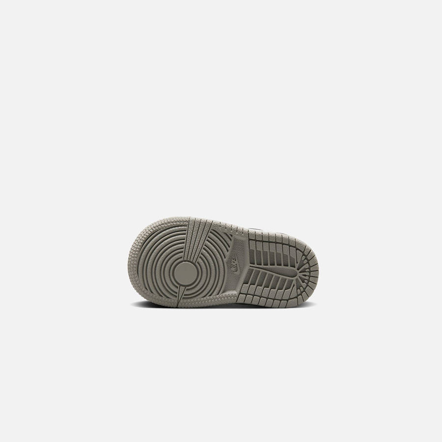 Black / Grey / White Kids' Kith Jordan TD Air Jordan 1 Retro High OG Sneakers | 6728-SNIVL