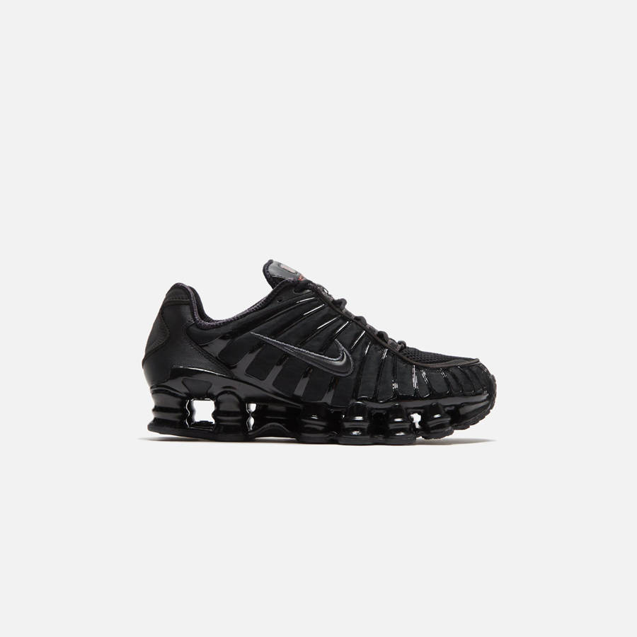 Black / Orange Women Kith Nike WMNS Nike Shox Sneakers | 6213-IOEYW