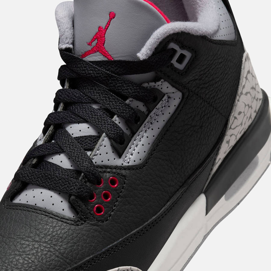 Black / Red / Grey Kids' Kith Jordan GS Air Jordan 3 Retro Sneakers | 2437-KICYF