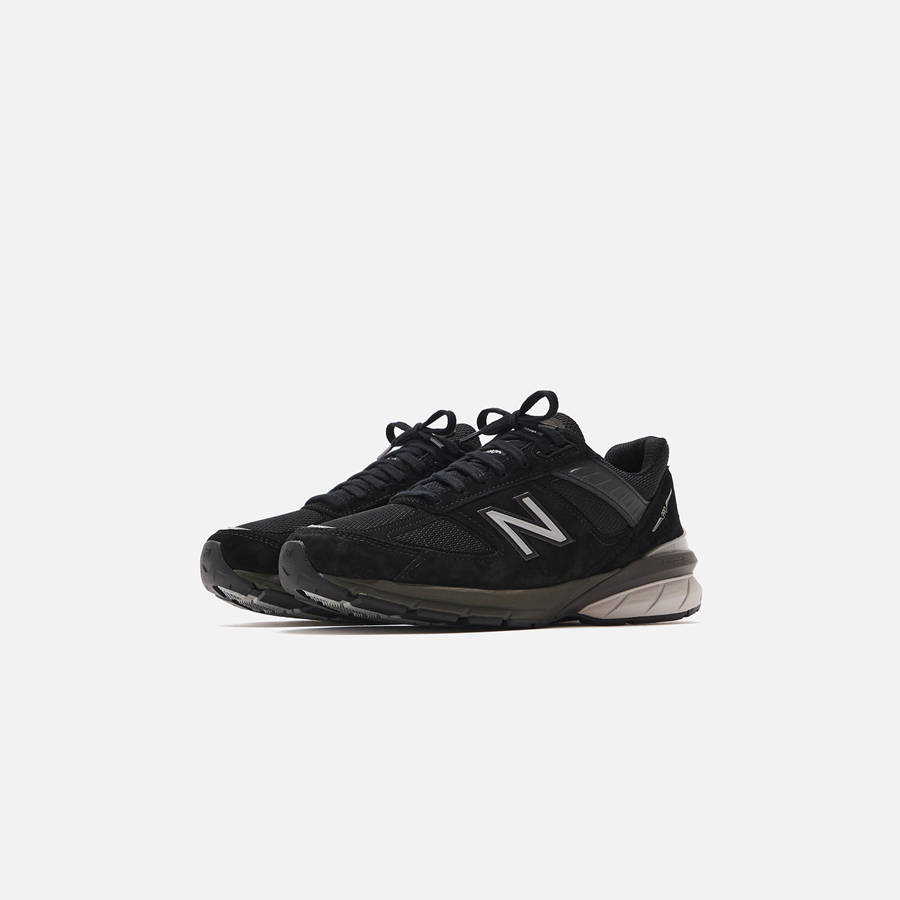 Black / Silver Men Kith New Balance Made in USA 990v5 Sneakers | 0527-DJPWV