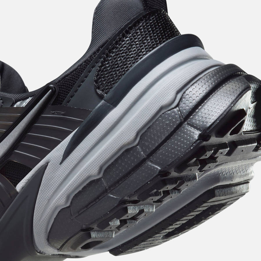 Black / Silver / Dark Grey Women Kith Nike WMNS V2K Run Sneakers | 1574-IDZBR