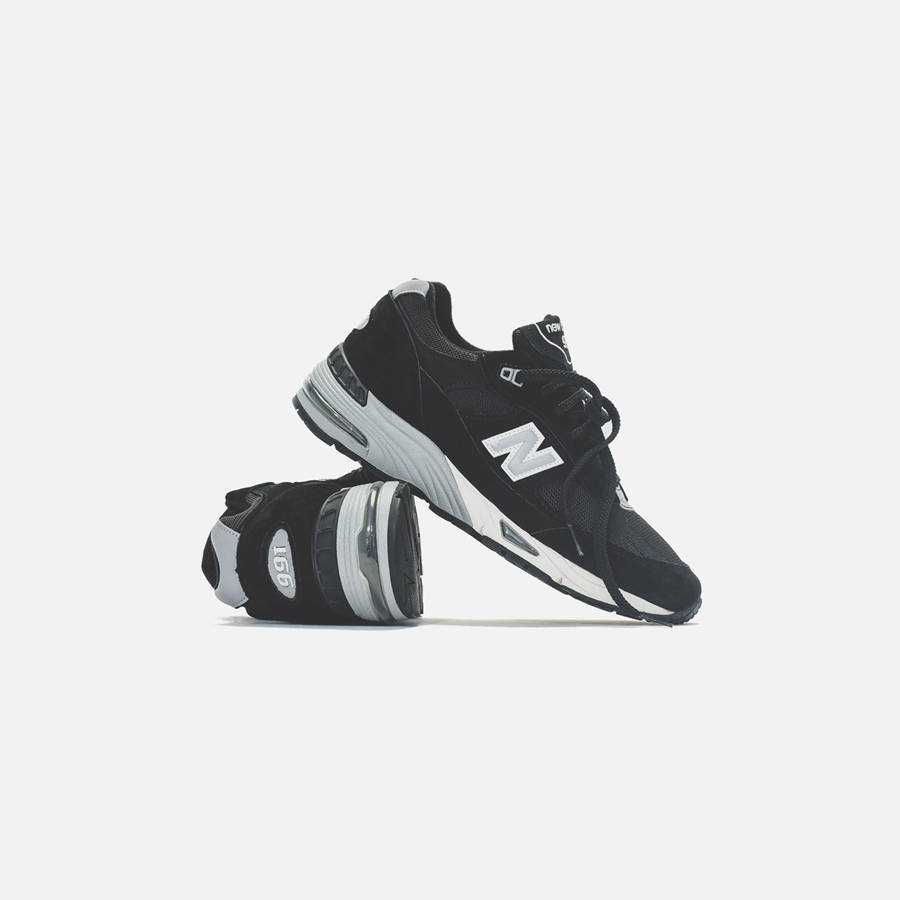 Black / White Men Kith New Balance Made in UK 991 Sneakers | 9438-GMZWL