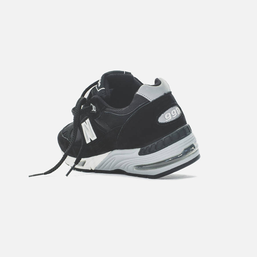 Black / White Men Kith New Balance Made in UK 991 Sneakers | 9438-GMZWL