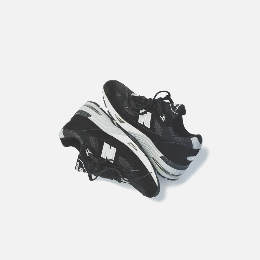 Black / White Men Kith New Balance Made in UK 991 Sneakers | 9438-GMZWL
