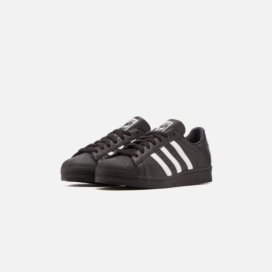 Black / White Men Kith adidas Originals Superstar 82 Sneakers | 7294-RBZVH