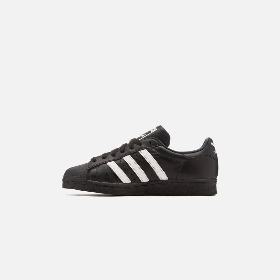 Black / White Men Kith adidas Originals Superstar 82 Sneakers | 7294-RBZVH