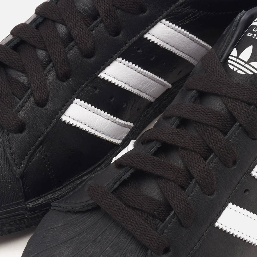 Black / White Men Kith adidas Originals Superstar 82 Sneakers | 7294-RBZVH