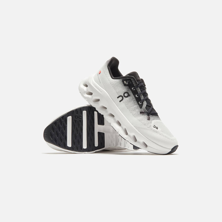 Black / White Women Kith On Running WMNS Cloudtilt Sneakers | 1648-HXKPZ