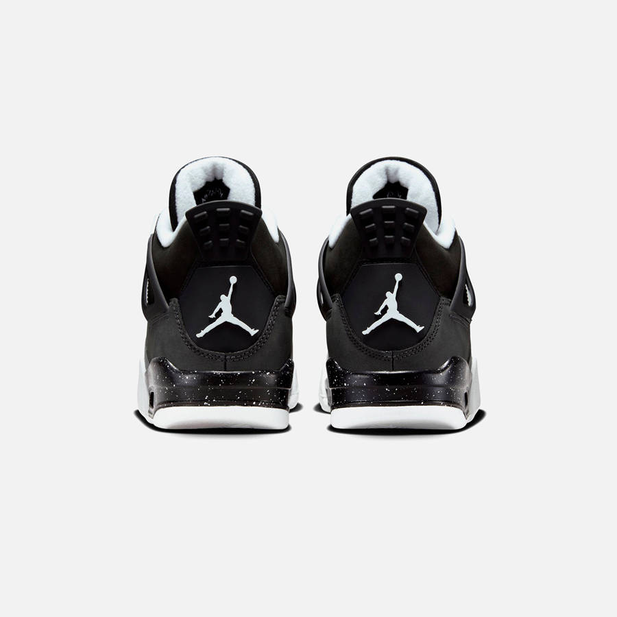 Black / White / Grey / Platinum Kids' Kith Jordan GS Air Jordan 4 Retro Sneakers | 8730-EAUKI