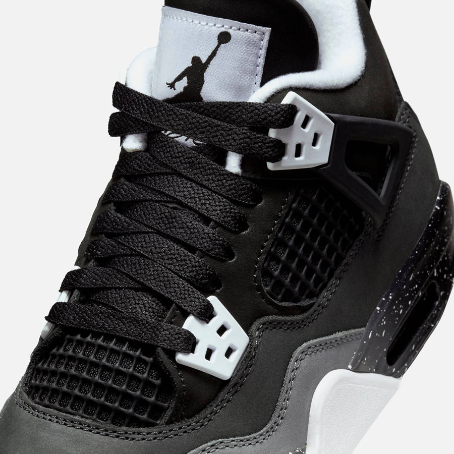 Black / White / Grey / Platinum Kids' Kith Jordan GS Air Jordan 4 Retro Sneakers | 8730-EAUKI