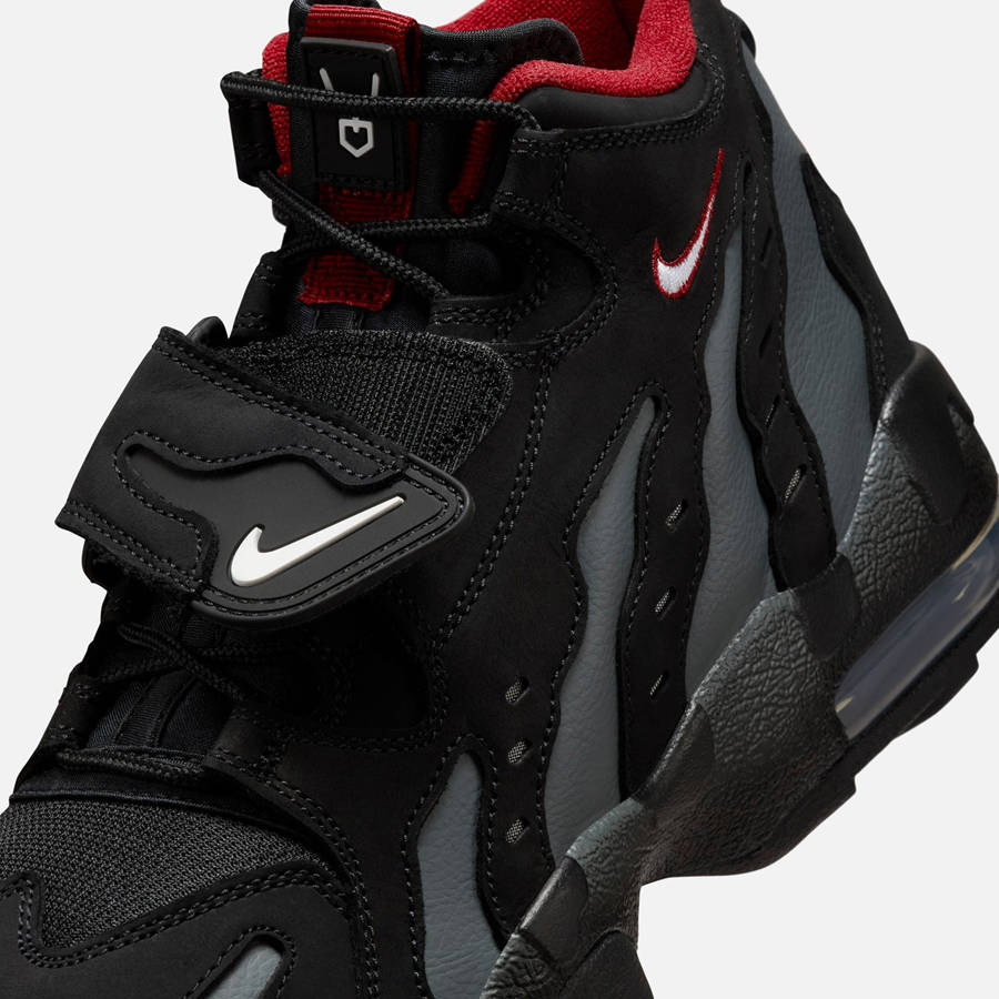 Black / White / Grey / Silver / Red Men Kith Nike Air DT Max 96 Sneakers | 2753-FSYMP