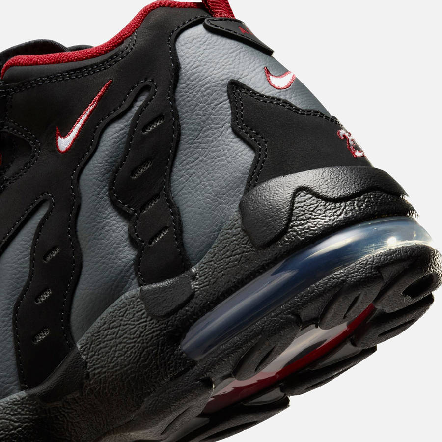 Black / White / Grey / Silver / Red Men Kith Nike Air DT Max 96 Sneakers | 2753-FSYMP
