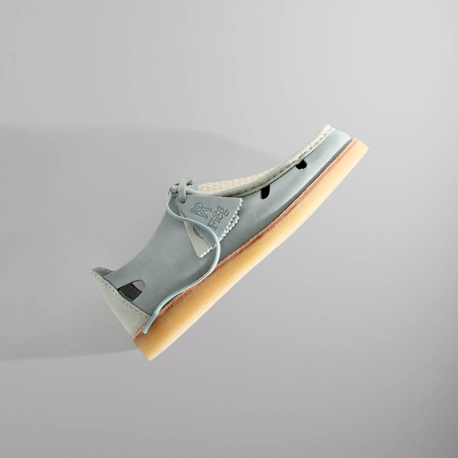 Blue Flower Men Kith 8th St by Ronnie Fieg for Clarks Originals Brixham Sandals | 5684-HZUCV