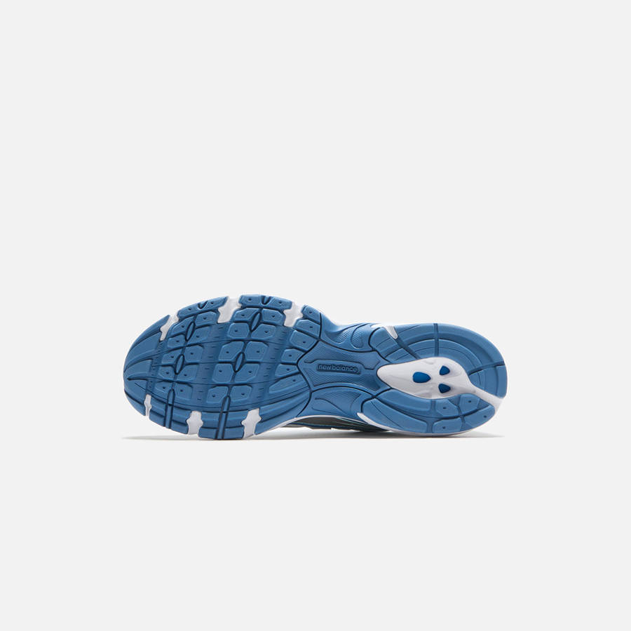 Blue / Grey / White Women Kith New Balance 740 Sneakers | 5369-GJEWF