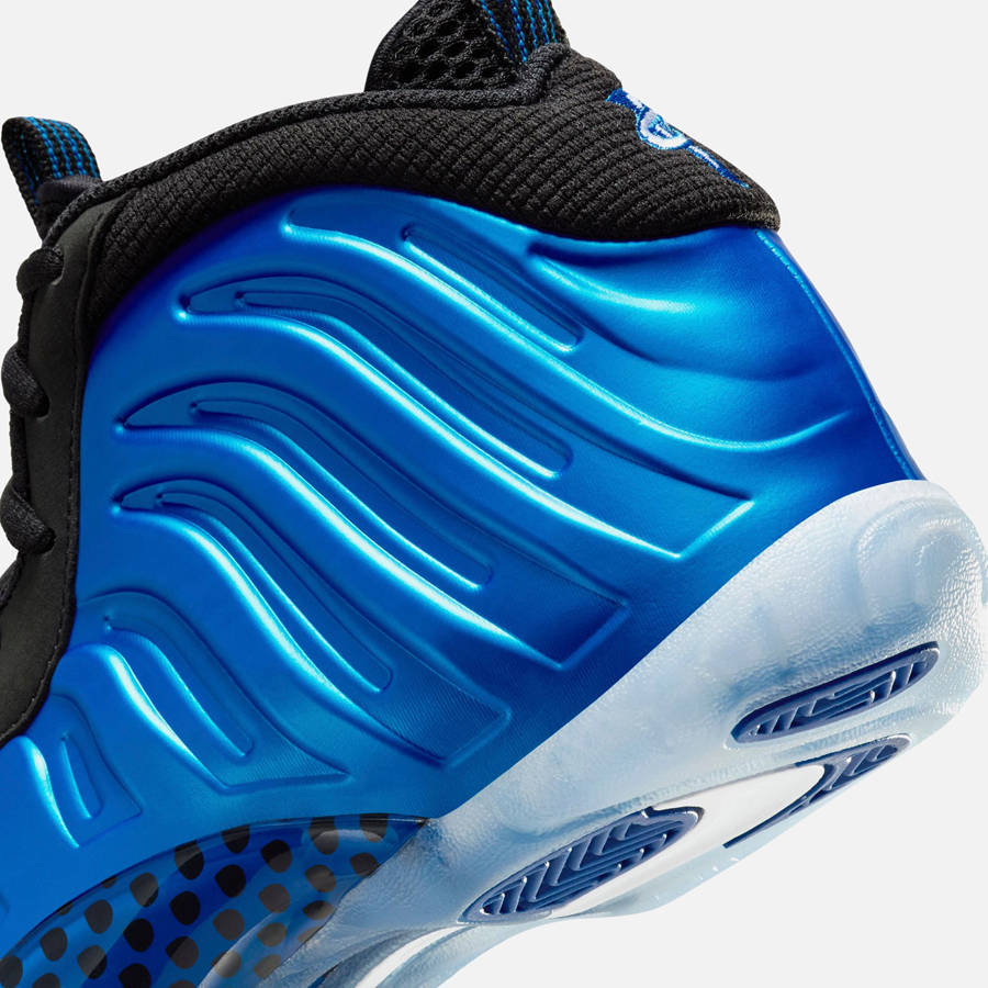 Blue / White / Black Kids' Kith Nike GS Air Foamposite One Sneakers | 2796-MVNDE