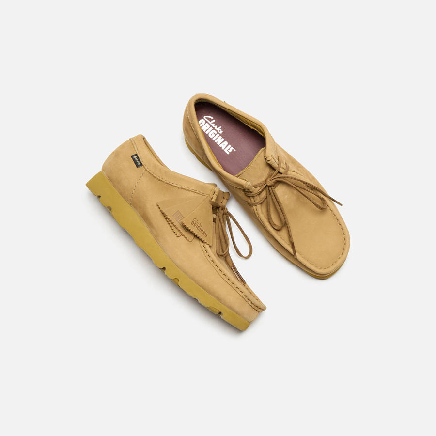 Brown Men Kith Clarks Wallabee GTX Boots | 0346-HQZBP