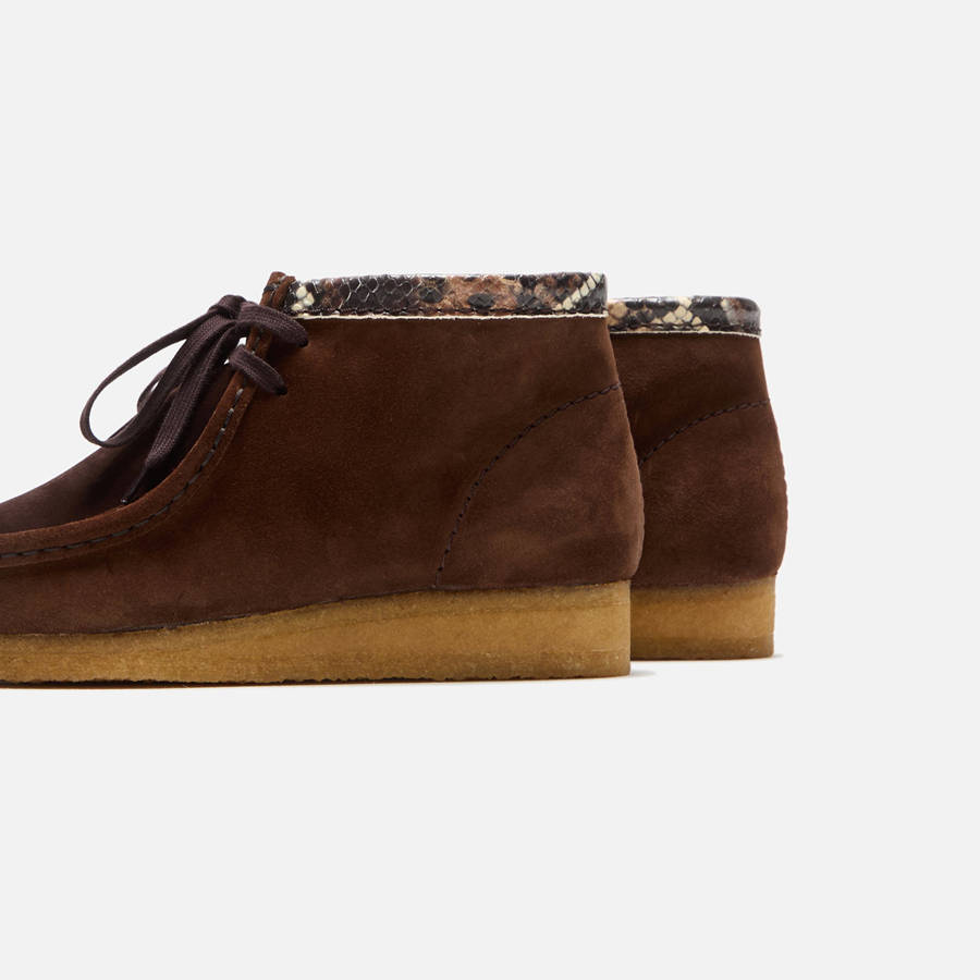 Brown Snake Men Kith Clarks Wallabee Boots | 8925-RIZJU