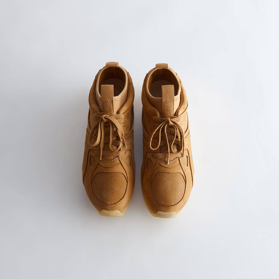 Brown Women Kith Ronnie Fieg for Clarks Breacon Sneakers | 9267-UJCLN