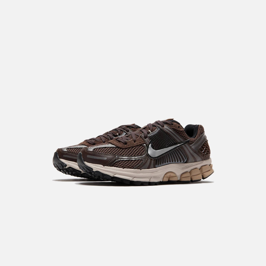 Brown / Light Women Kith Nike WMNS Zoom Vomero 5 Sneakers | 2574-DMUIA