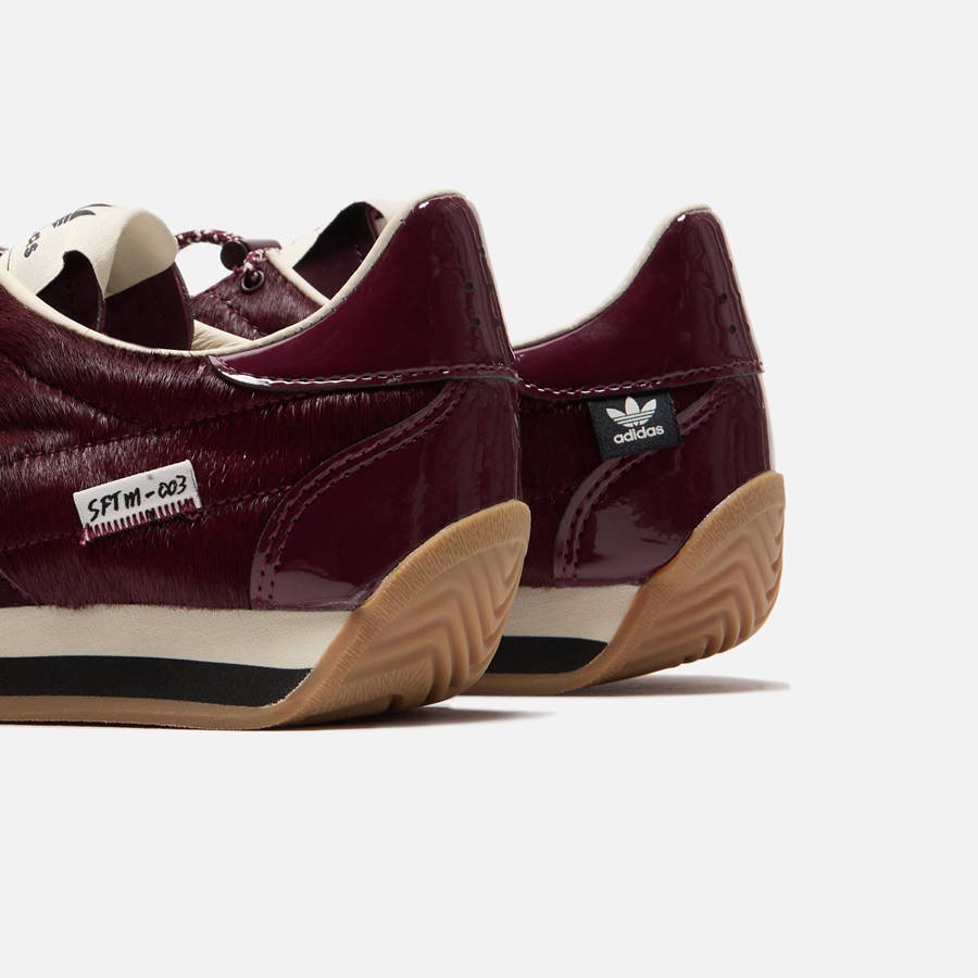 Burgundy / Black / Cream White Men Kith adidas x SFTM Country OG Sneakers | 3016-BNOHG