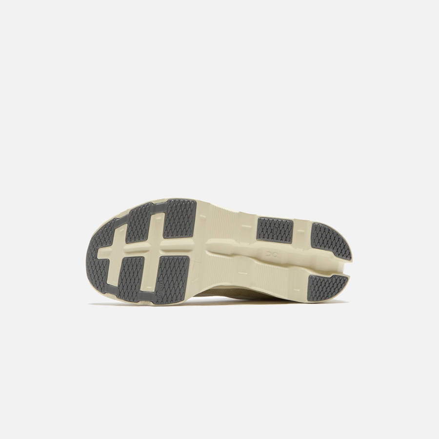 Cream Women Kith On Running Cloudmonster 2 Sneakers | 0198-ZTXVR