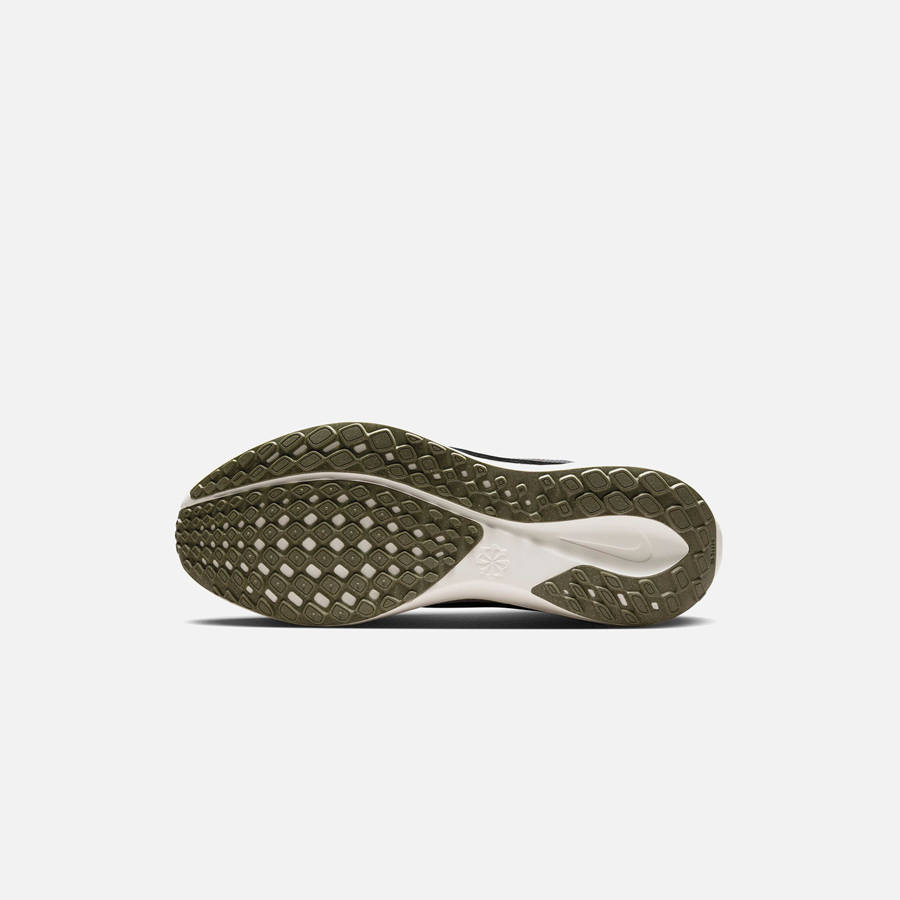 Dark Grey Men Kith Nike Air Max Zoom Pegasus 41 SP Sneakers | 2317-KPDRI