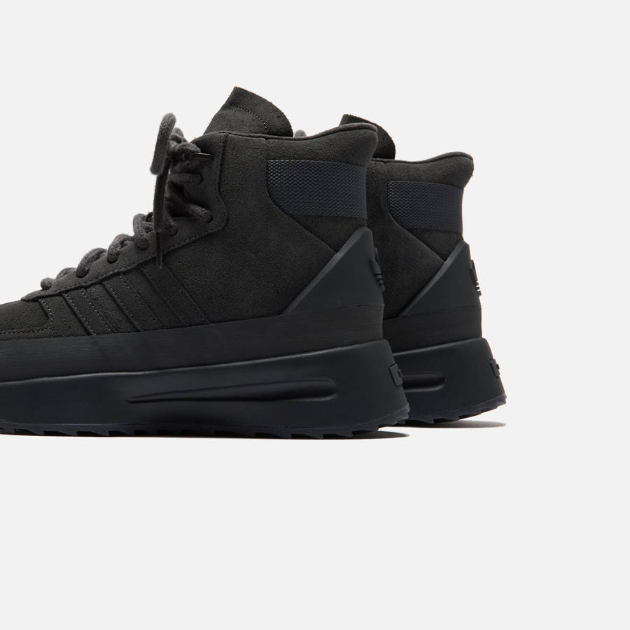 Dark Grey Men Kith adidas x Fear of God Athletics Los Angeles Hiker Sneakers | 4681-GWOTZ
