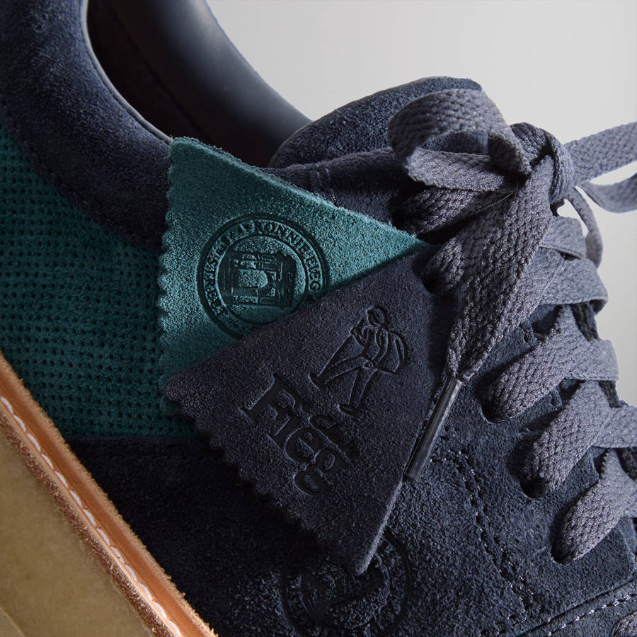 Dark Grey Women Kith 8th St by Ronnie Fieg for Clarks Originals Sandford 2 Sneakers | 1302-SWQYV