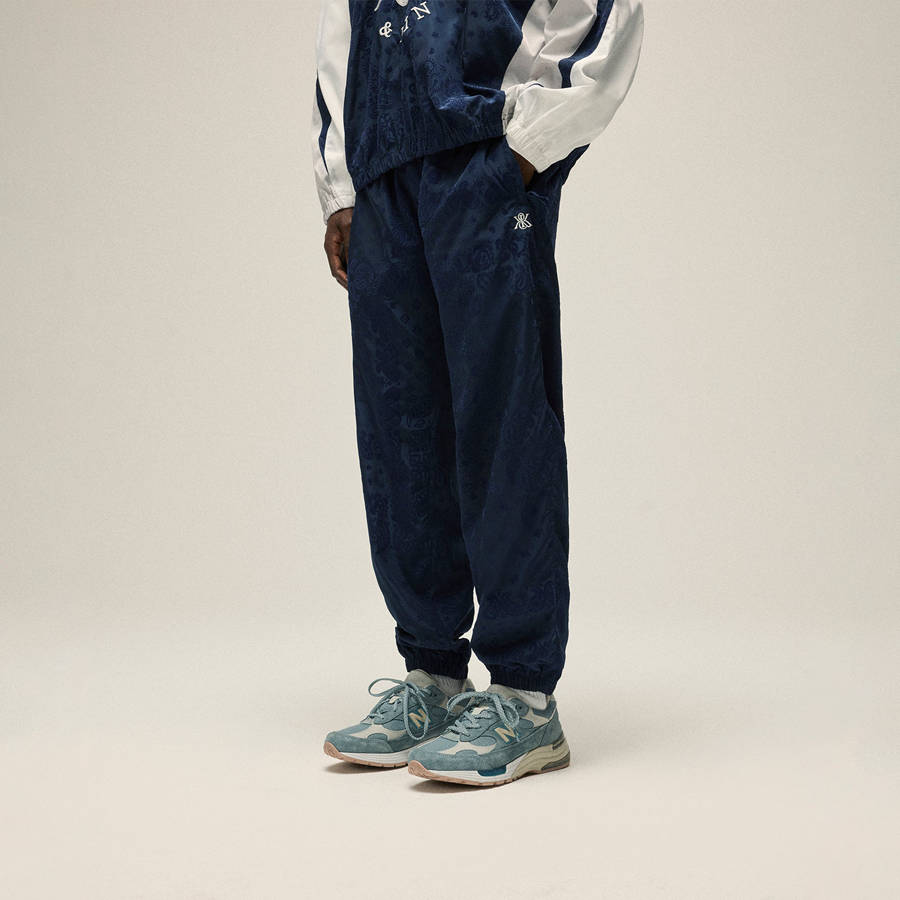 Deep Green Men Kith Flocked Bandana Davon Pants | 6798-NEYSV