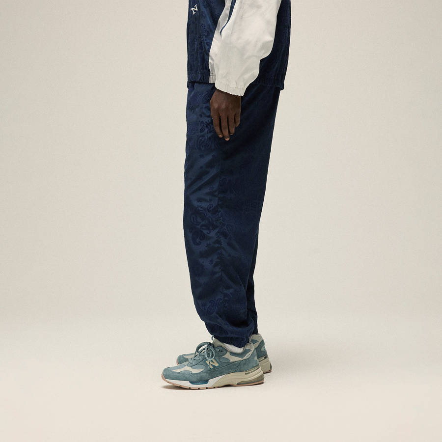 Deep Green Men Kith Flocked Bandana Davon Pants | 6798-NEYSV