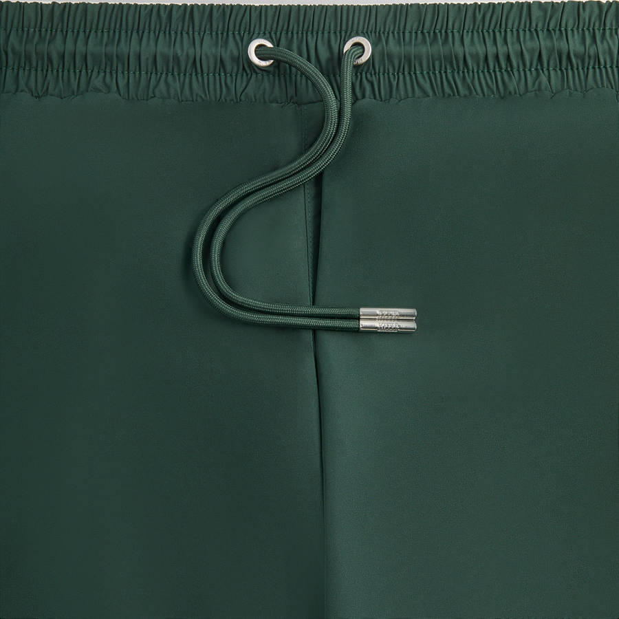 Deep Green Men Kith Transitional Active Shorts | 9712-NUHIM