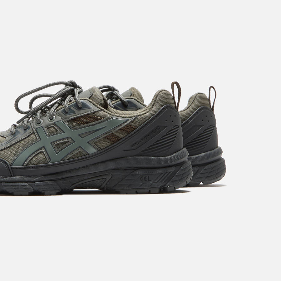 Deep Grey Women Kith ASICS GEL-Venture 6 Shield Shoes | 1284-MCTID