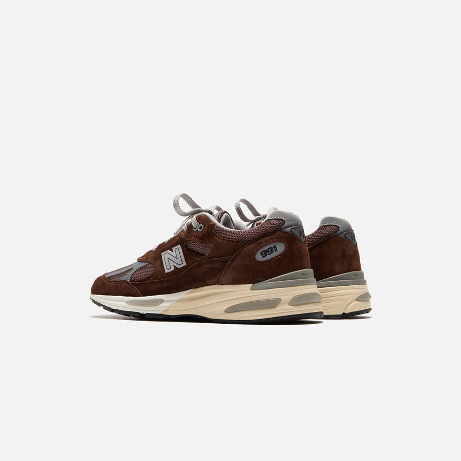 Deep Red Men Kith New Balance Made in UK 991v2 Sneakers | 2510-PVFMU