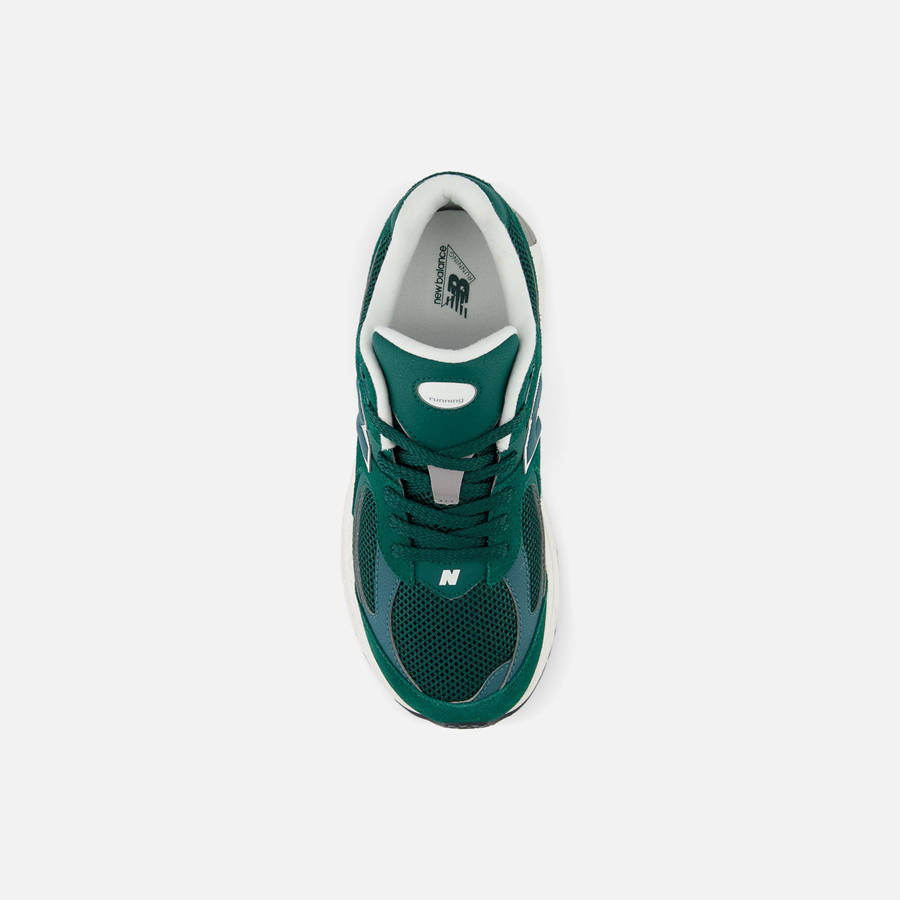 Green Kids' Kith New Balance GS 2002R Sneakers | 1507-MGAEY