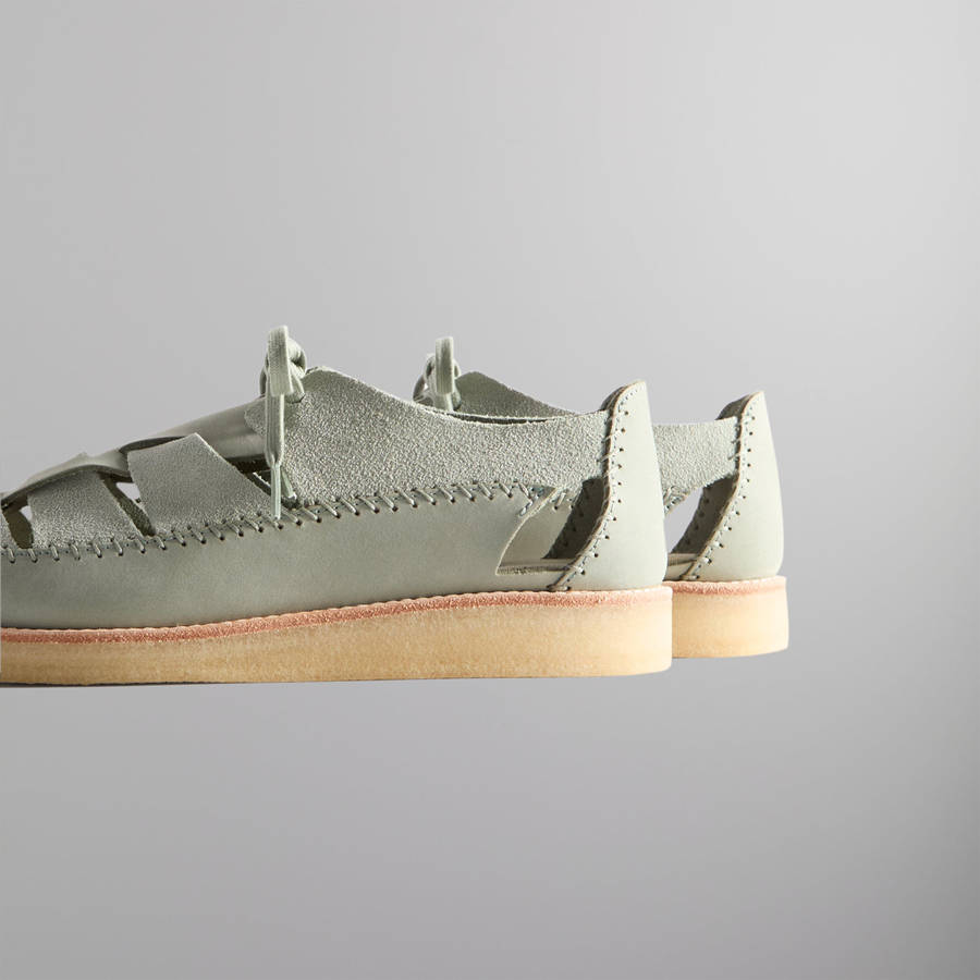 Green Men Kith 8th St by Ronnie Fieg for Clarks Originals Ridgevale Sandals | 8542-DMSUJ