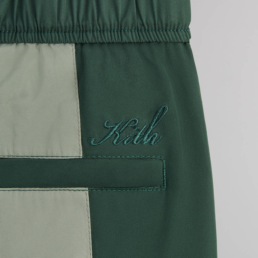 Green Men Kith Transitional Active Mason Shorts | 4509-NAMHF