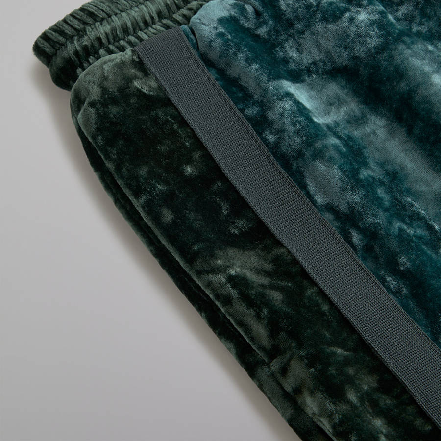 Green Men Kith and Kin Crushed Velvet Keon Shorts | 9761-CDLZV