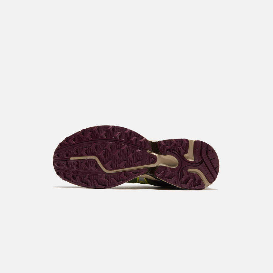 Green Women Kith Salomon WMNS XT-Whisper Sneakers | 4065-NIQDB