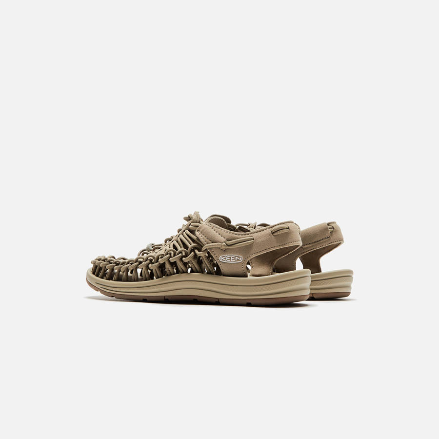 Grey Brown Men Kith KEEN UNEEK Sandals | 8602-QLZNP