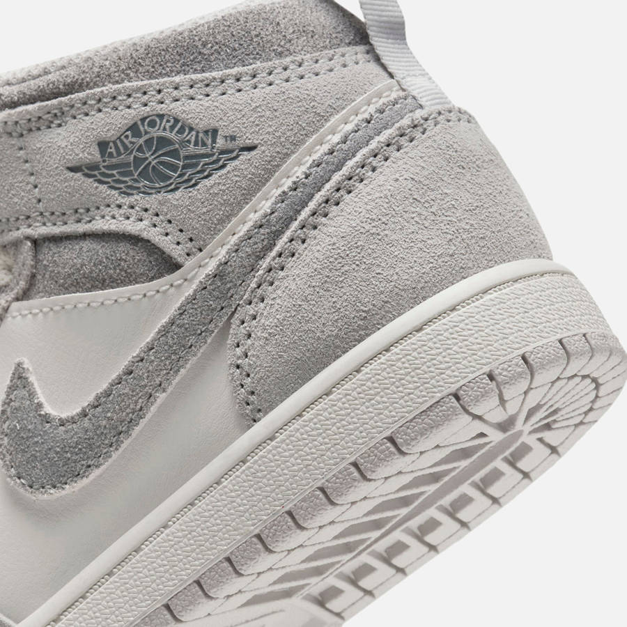 Grey Kids' Kith Jordan PS Air Jordan 1 Mid SE Sneakers | 3721-QCMDN