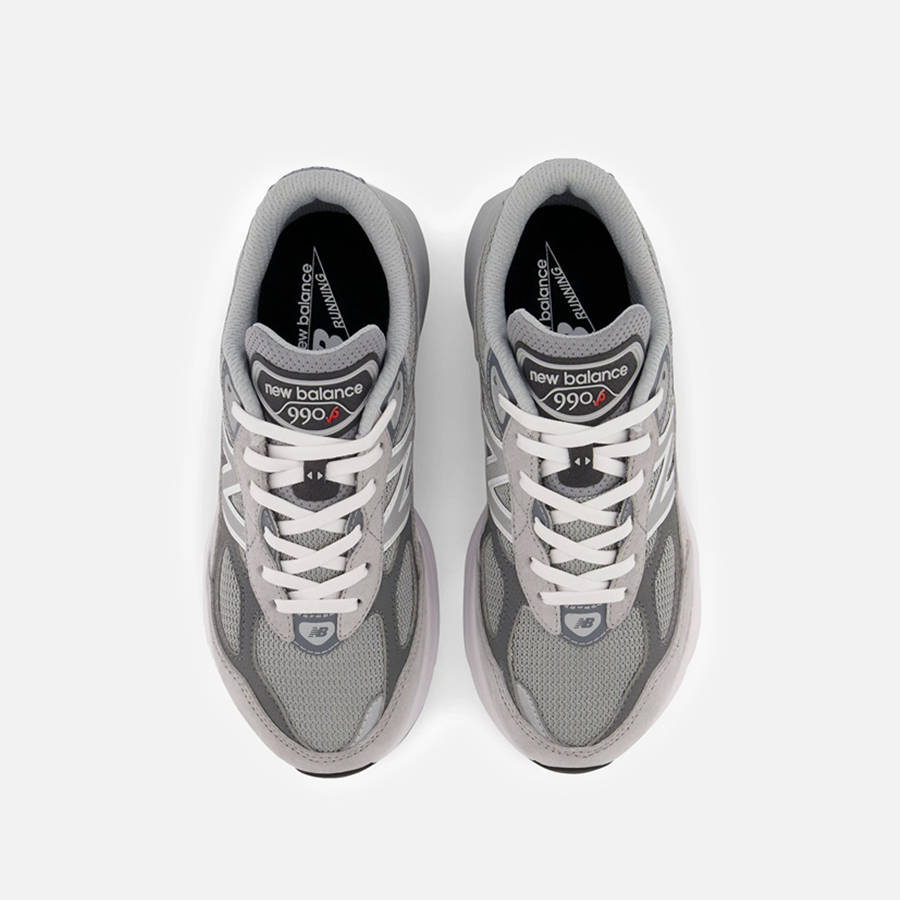 Grey Kids' Kith New Balance Grade School 990v6 Sneakers | 3972-FKEZJ