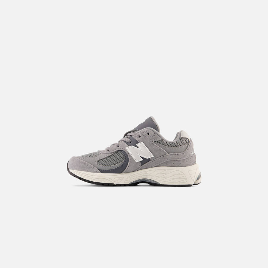 Grey Kids' Kith New Balance Pre-School 2002 Sneakers | 3698-CHADI