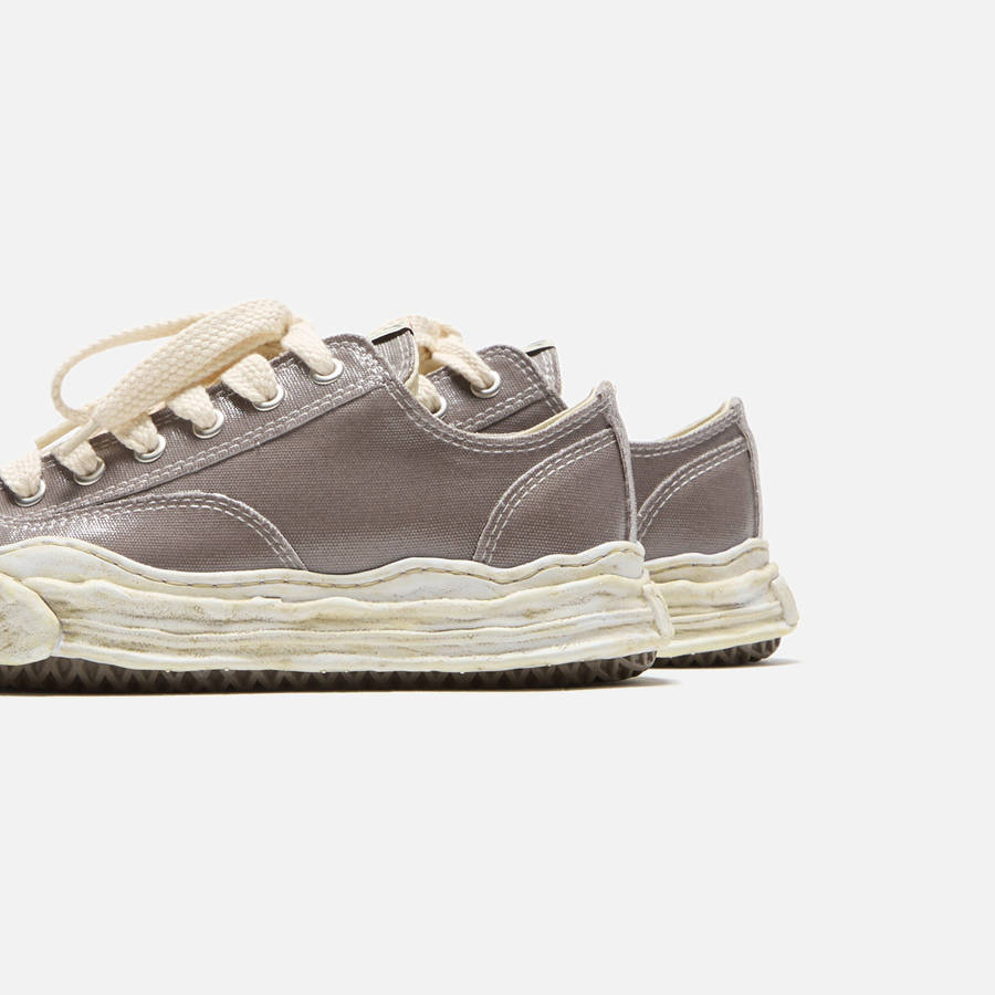 Grey Men Kith Mihara Yasuhiro Hank Original Sole Low Top Sneakers | 9853-DOTPN