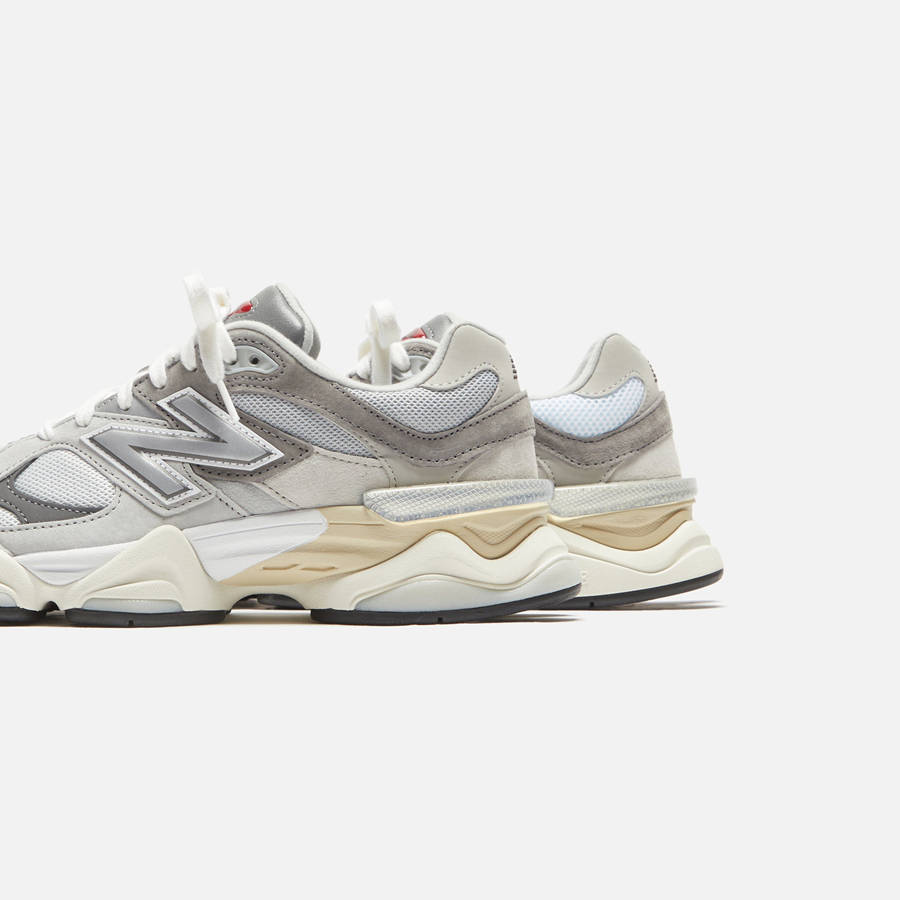 Grey Men Kith New Balance 9060 Sneakers | 8150-EWTZB