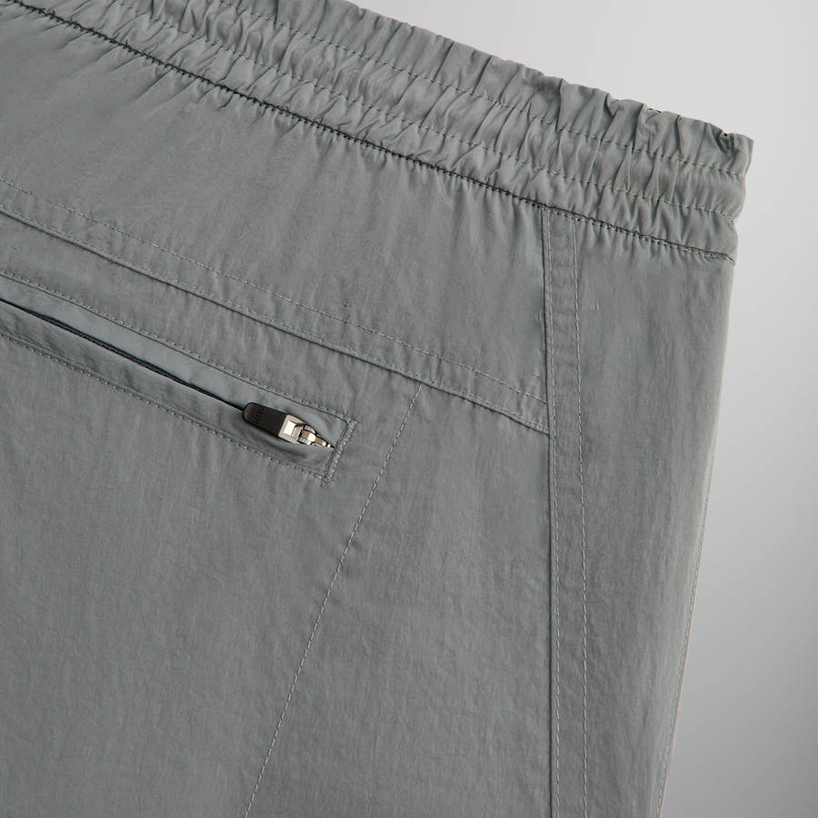 Grey Men Kith Wrinkle Nylon Evan Cargo Shorts | 5601-JTYEL