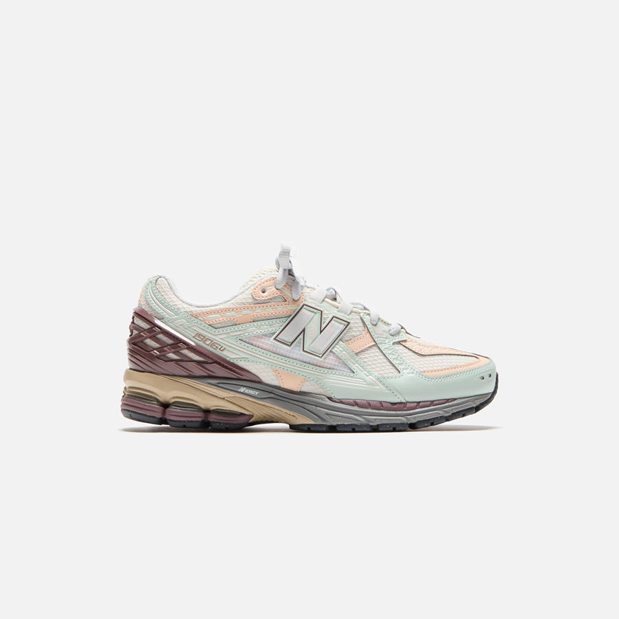 Grey / Beige Men Kith New Balance 1906N Sneakers | 2940-YJUHT