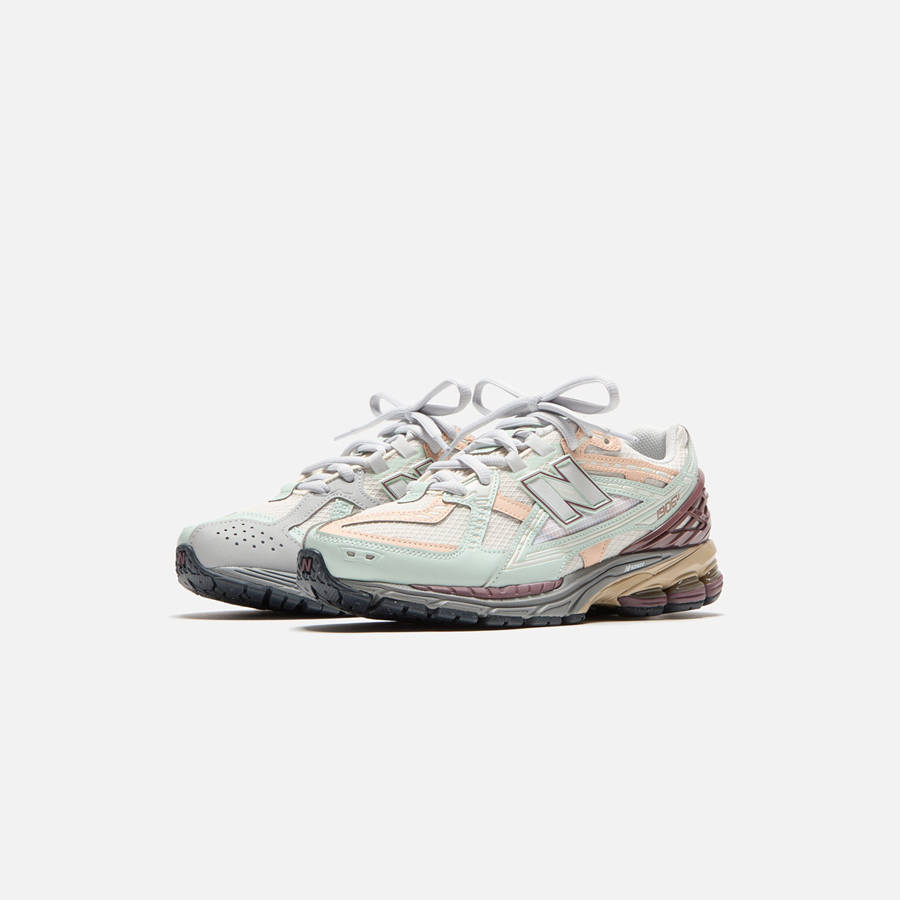 Grey / Beige Men Kith New Balance 1906N Sneakers | 2940-YJUHT